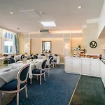 代德斯海默霍夫酒店 5* 代德斯海姆