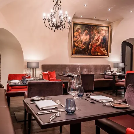 Deidesheimer Hof מלון דיידסהאם