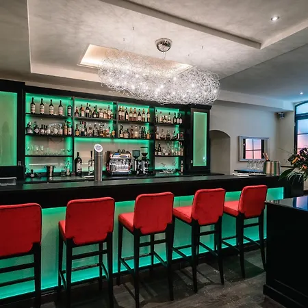 Szálloda Deidesheimer Hof 5*