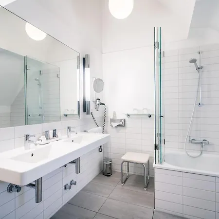 Deidesheimer Hof 5* דיידסהאם