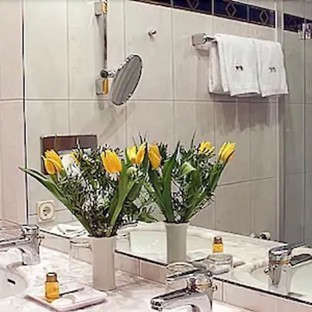 Deidesheimer Hof 5* דיידסהאם