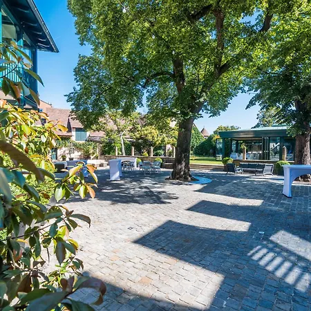 Otel Deidesheimer Hof 5*