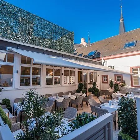 Deidesheimer Hof Hotel 5*