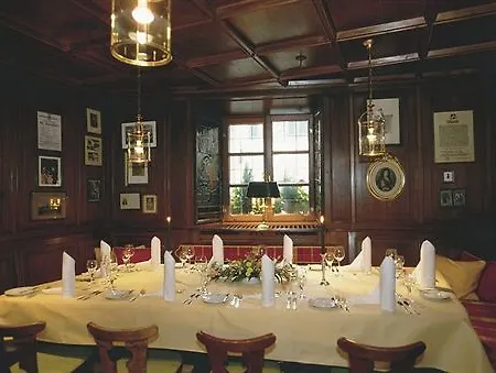 Szálloda Deidesheimer Hof 5*